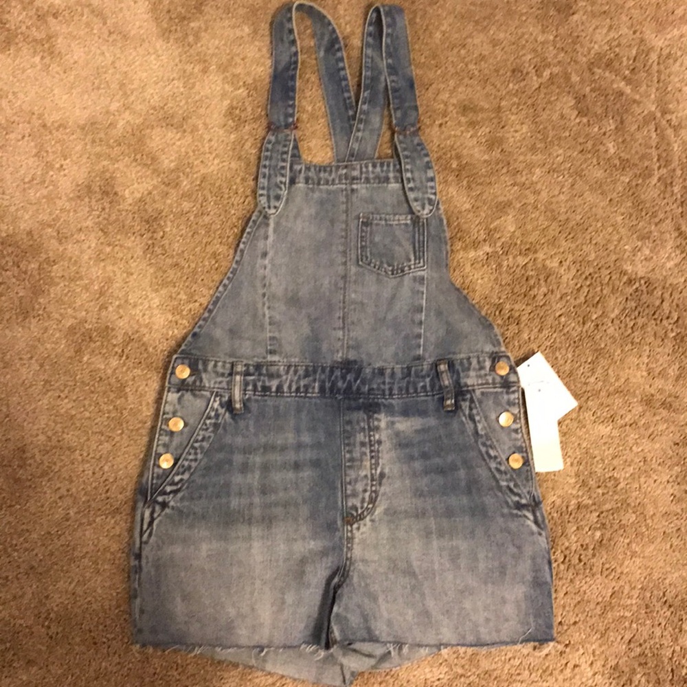 STS Blue overall shorts